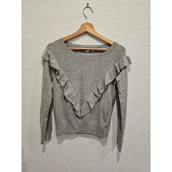 Gap Gray  ruffle sweater  sz small - Picture 1 of 3